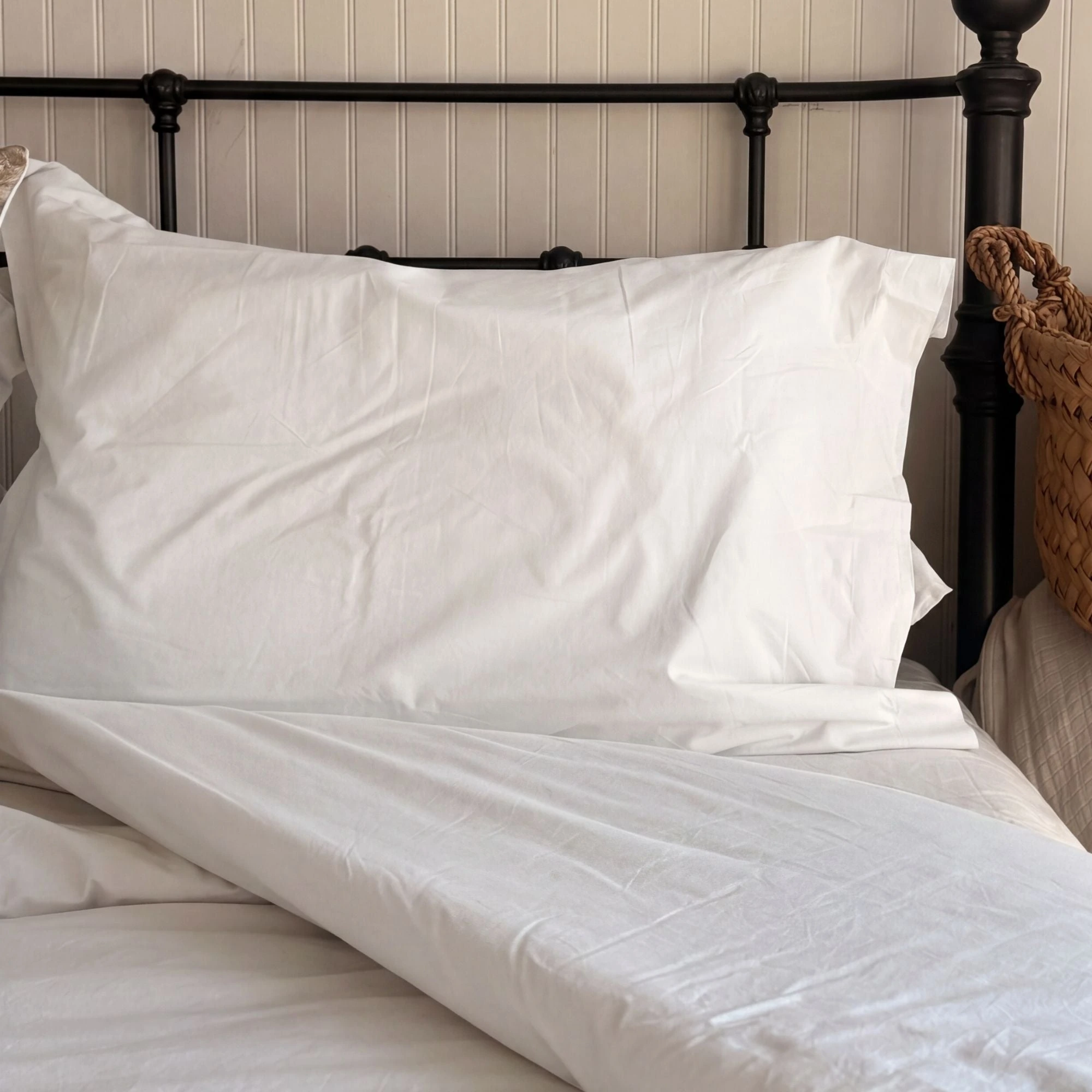 Naturepedic Organic Cotton Percale Pillowcase Set in Arctic Snow